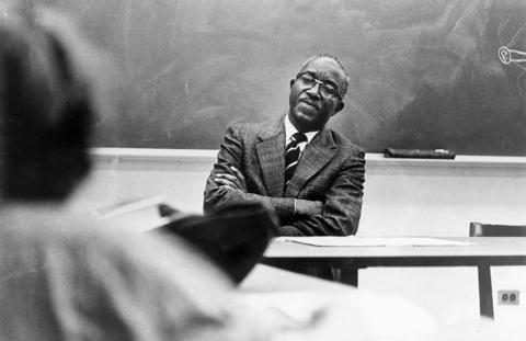 University of Chicago Photographic Archive, [apf digital item number, e.g., apf12345], Hanna Holborn Gray Special Collections Research Center, University of Chicago Library.