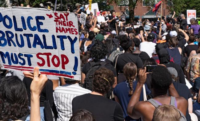 photo of protesters