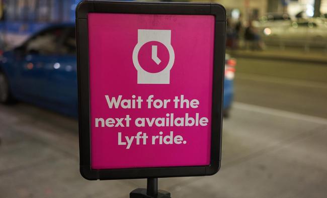 lyft waiting site sign